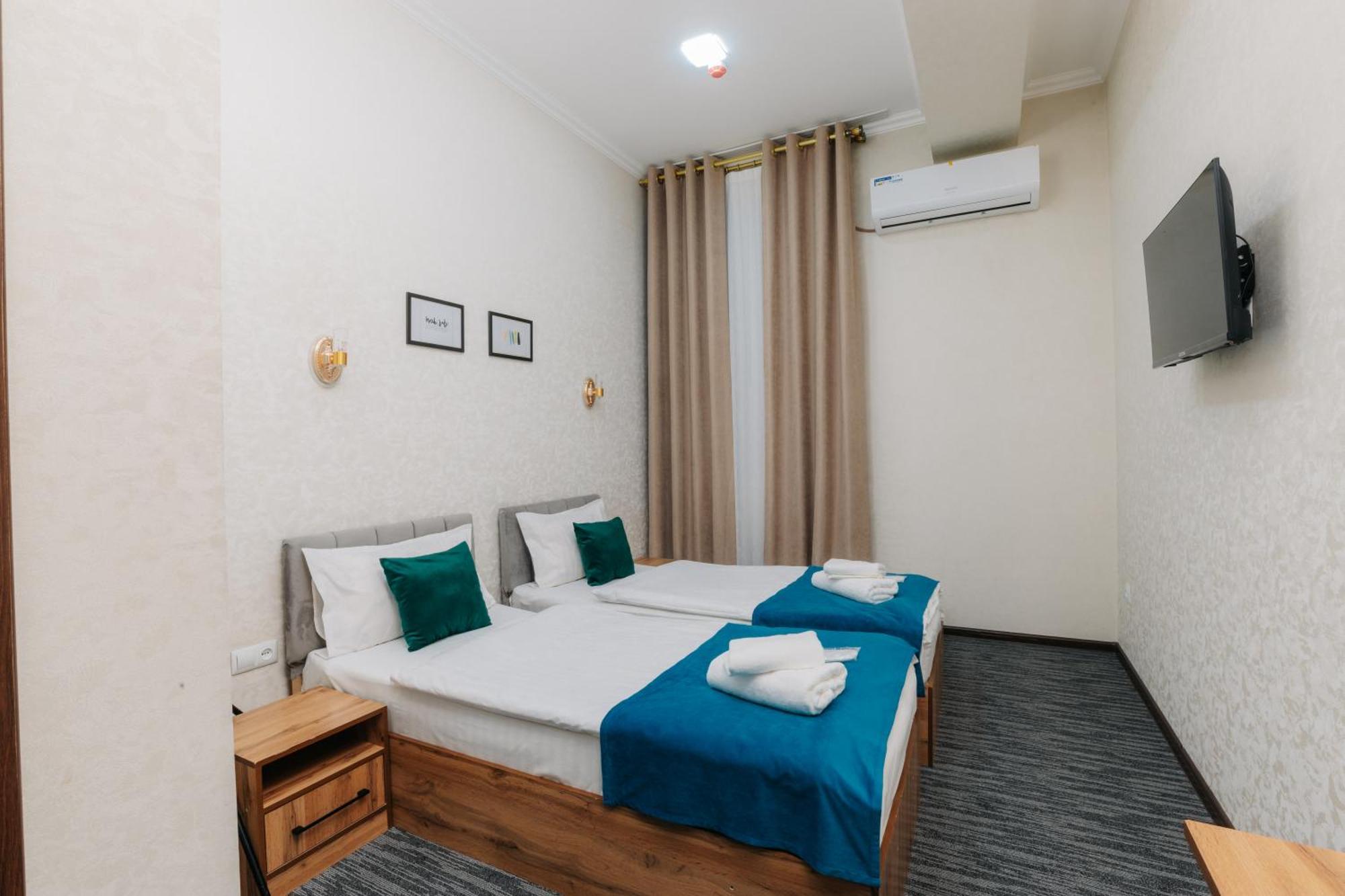 Resident Hotel Tasjkent Buitenkant foto