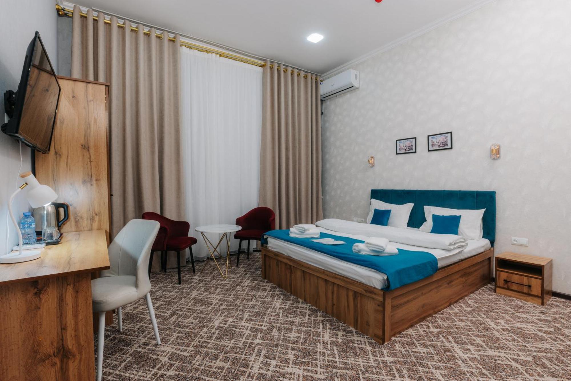 Resident Hotel Tasjkent Buitenkant foto