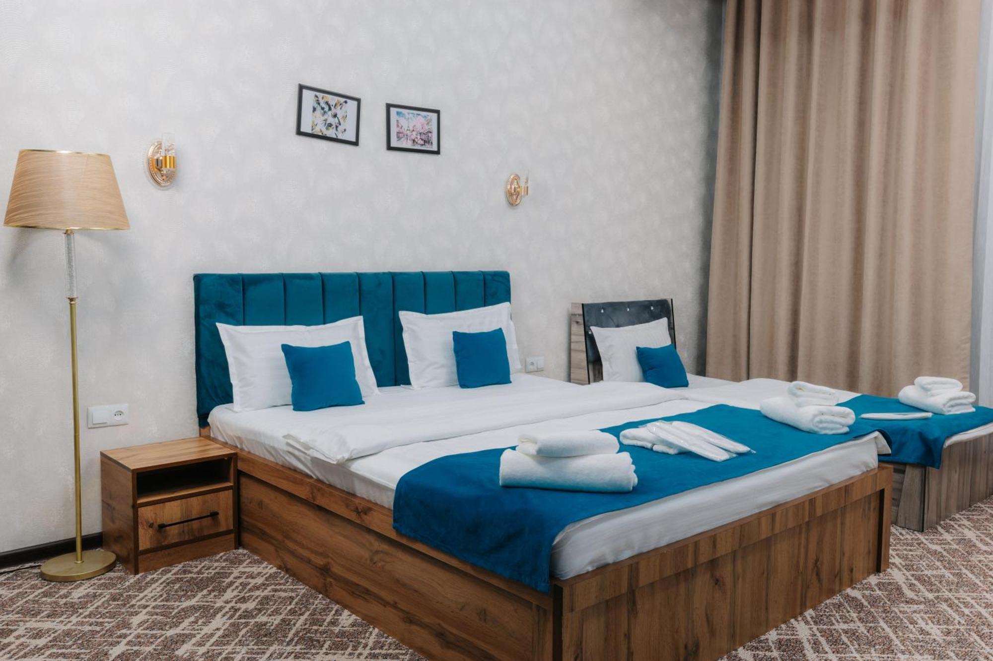 Resident Hotel Tasjkent Buitenkant foto